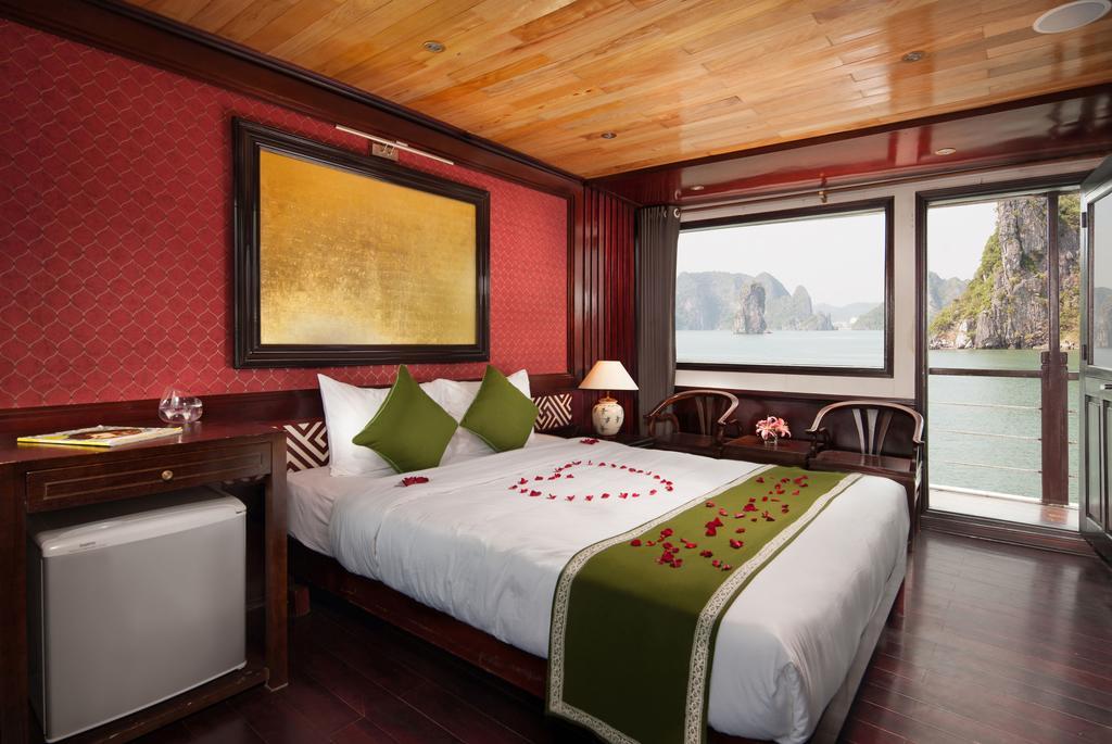 Garden Bay Premium Cruise Hotel Ха Лонг Екстериор снимка