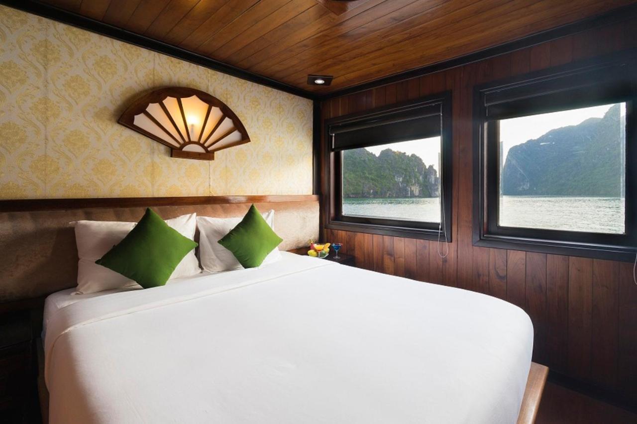 Garden Bay Premium Cruise Hotel Ха Лонг Екстериор снимка